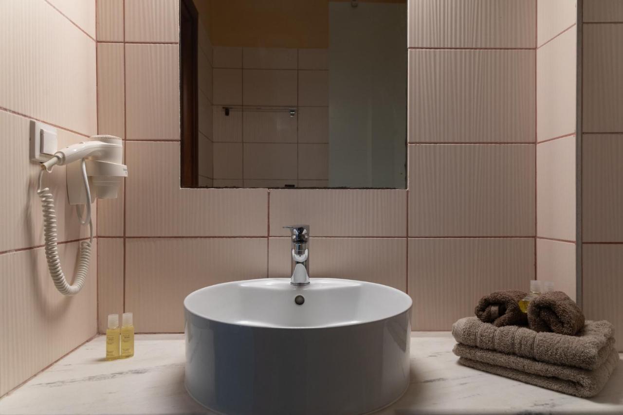 Arsas Suites นิกิติ ภายนอก รูปภาพ